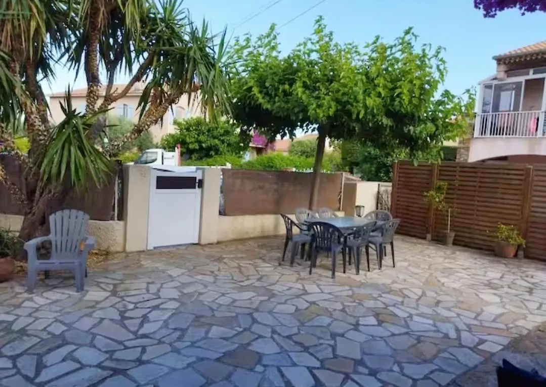 Bougainvilliers Apartman Hyères Franciaország
